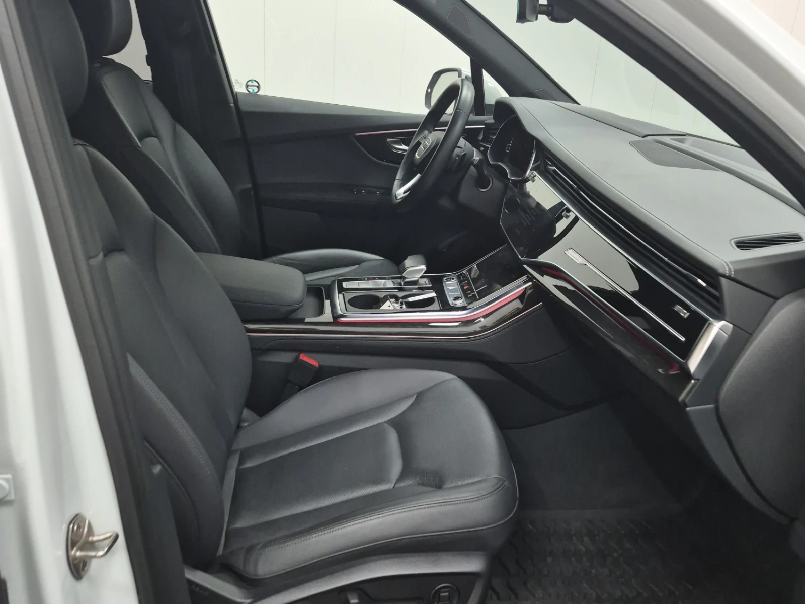 Audi Q7 TECHNIK/HEAD UP/B&O/360/PANO/Обдухване, снимка 8 - Автомобили и джипове - 54759210