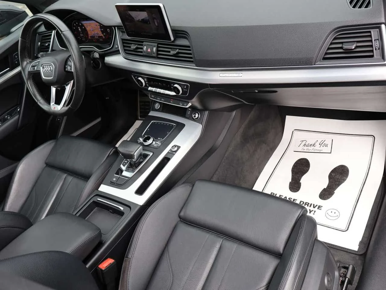 Audi Q5 S LINE AWD/360 КАМ/БЕЗ УДАРИ/ПАНО/ПОДГРЕВ/, снимка 11 - Автомобили и джипове - 55008521