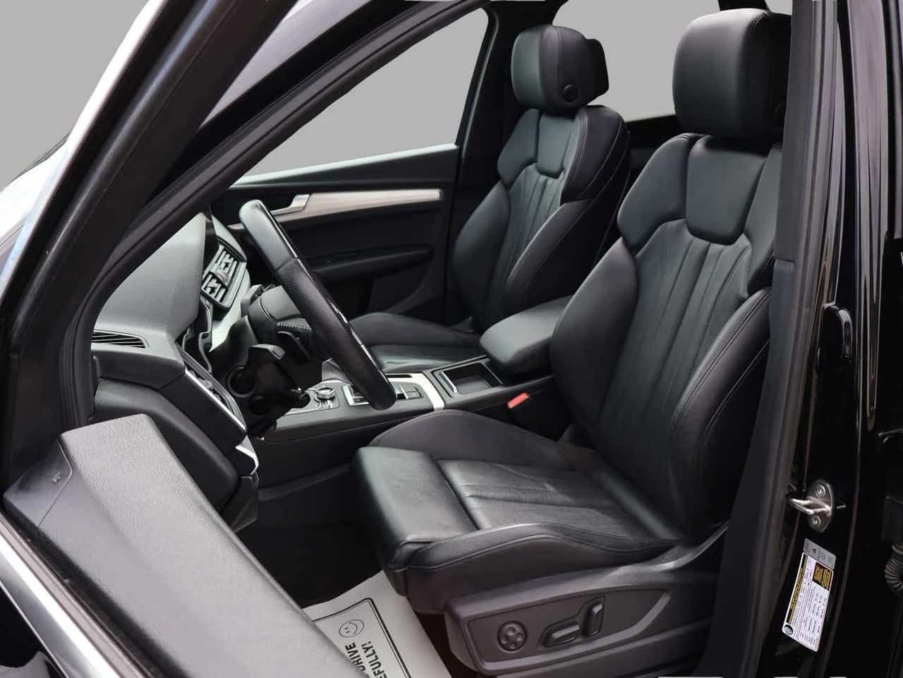 Audi Q5 S LINE AWD/360 КАМ/БЕЗ УДАРИ/ПАНО/ПОДГРЕВ/, снимка 12 - Автомобили и джипове - 55008521