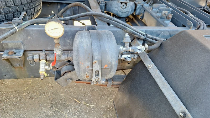 Iveco 35c13 Свалям кран , 3 странен самосвал!, снимка 6 - Бусове и автобуси - 51350969