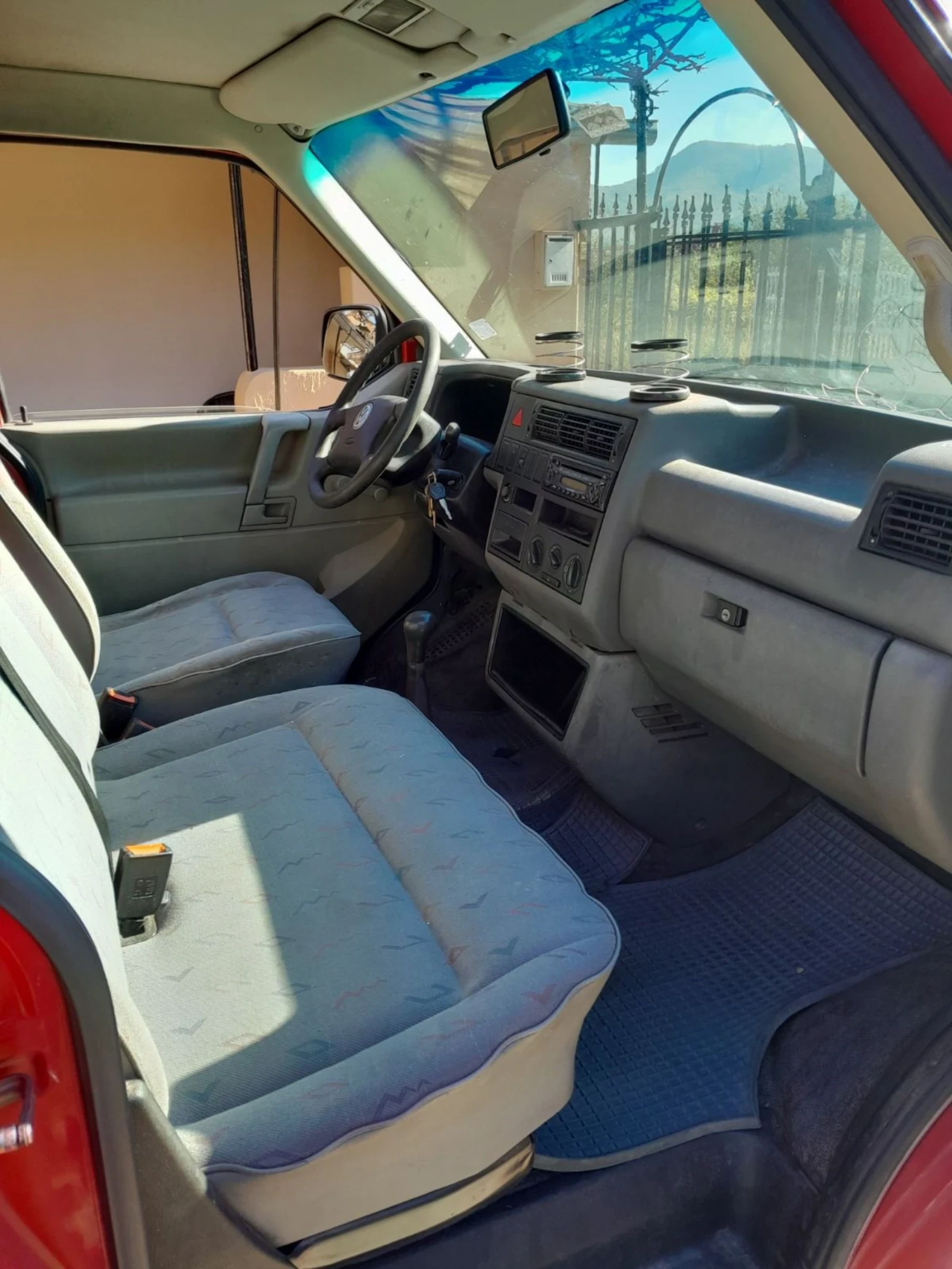 VW Transporter 2500 tdi - изображение 8