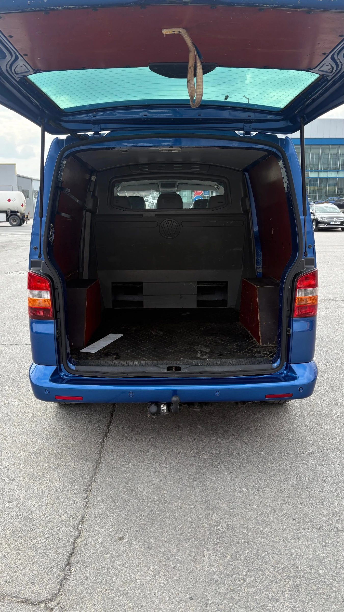 VW T5 2.5d, снимка 9 - Бусове и автобуси - 53892681