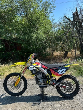 ������ Suzuki Rmz