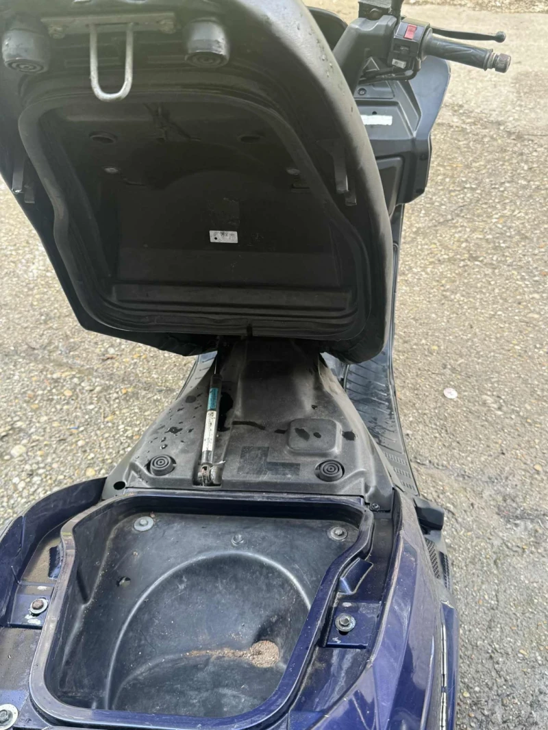 Yamaha Majesty, снимка 8 - Мотоциклети и мототехника - 52804259