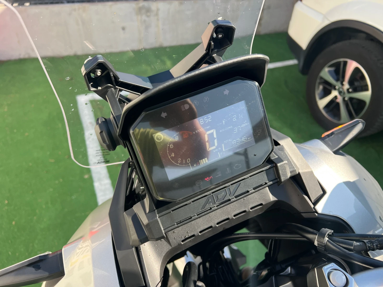 Honda X-ADV 350 Оригинално състояние, снимка 8 - Мотоциклети и мототехника - 53776119