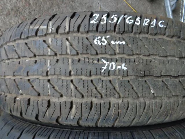 Гуми Зимни 235/65R16, снимка 7 - Гуми и джанти - 13137819