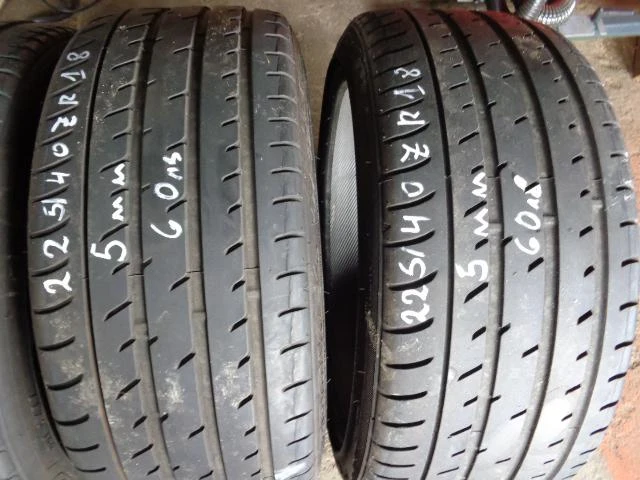 Гуми Летни 225/40R18, снимка 3 - Гуми и джанти - 14655010