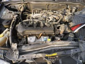 Nissan Almera 1.8i 16V , снимка 6