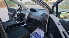 Toyota Yaris БЕЗУПРЕЧНА , снимка 11