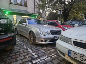 Mercedes-Benz E 500 306 к.с. V8 AMG PACK с чисто нова ГАЗ, снимка 2