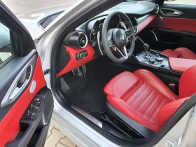 Alfa Romeo Giulia 2.0i Super 201hp., снимка 1