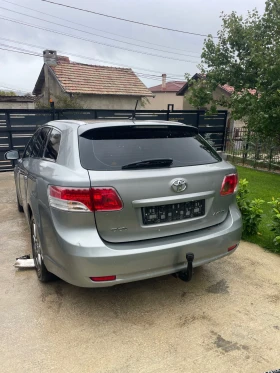 Toyota Avensis - 1111 € / 2172.93 лв. - 28105529 5