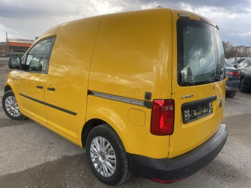 VW Caddy 2.0 TDI 102 * DSG6 * ADAC * SPECIALEN * EURO 6 * , снимка 6 - Автомобили и джипове - 44750785