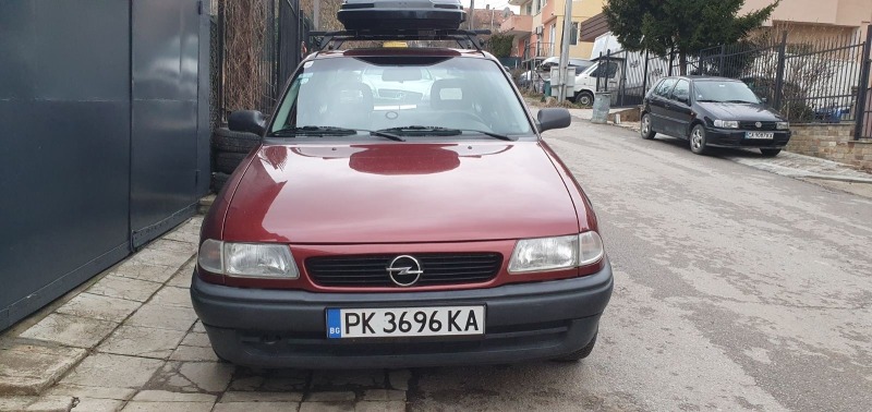 Opel Astra, снимка 1 - Автомобили и джипове - 46124976