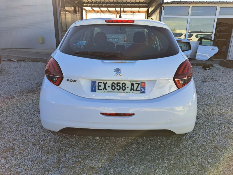 Peugeot 208 1.6 HDI, снимка 5 - Автомобили и джипове - 47075019