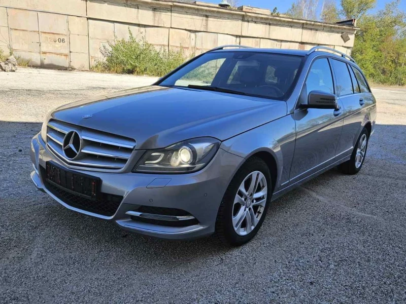 Mercedes-Benz C 220 Avantgarde Facelift , снимка 2 - Автомобили и джипове - 47313854