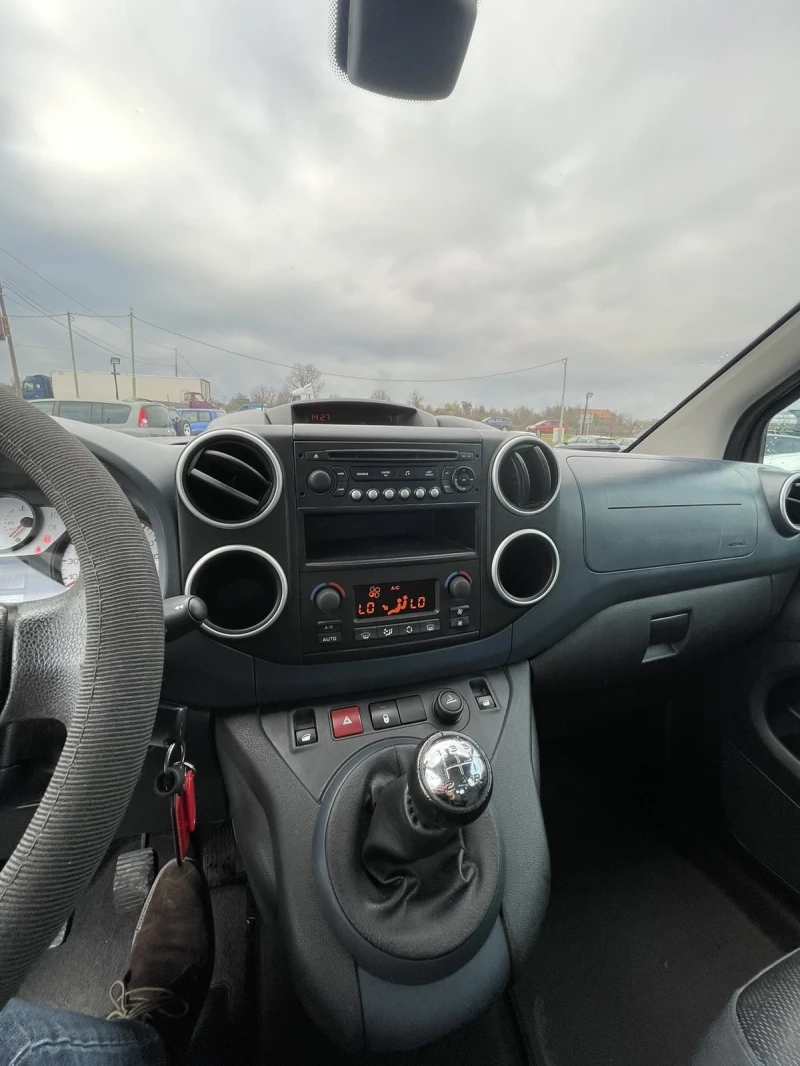 Peugeot Partner 1.6HDI, снимка 11 - Автомобили и джипове - 47941900