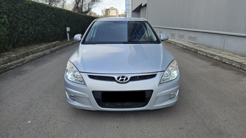 Hyundai I30 1.6 CRDI , снимка 5 - Автомобили и джипове - 49528734