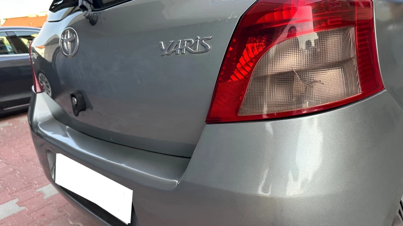 Toyota Yaris, снимка 12 - Автомобили и джипове - 52613738