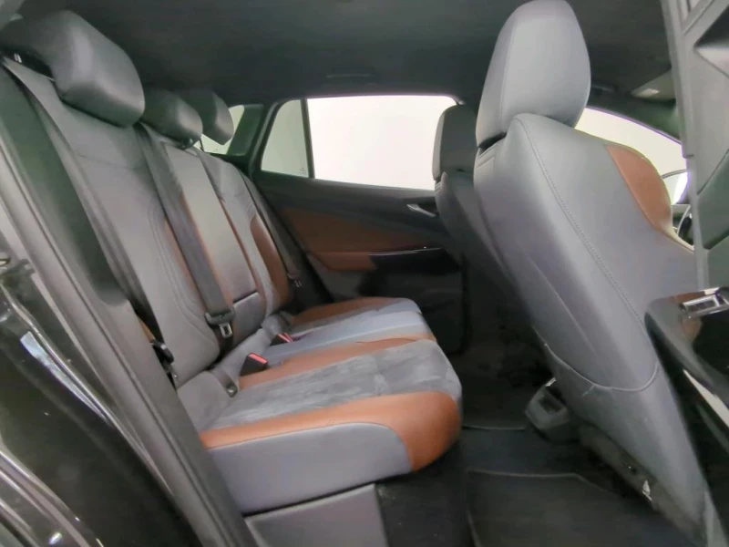 VW ID.4 77KWh/1-ST EDITION/SOH92%, снимка 7 - Автомобили и джипове - 52662937