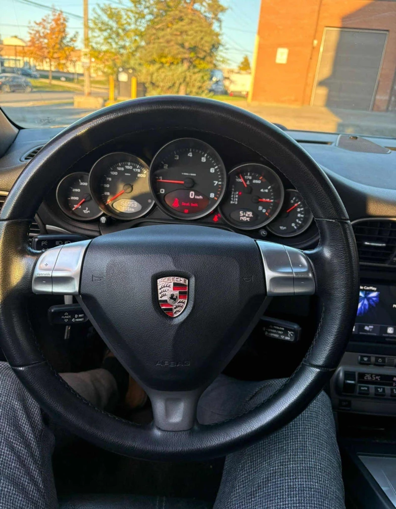 Porsche 911 CARFAX АВТО КРЕДИТ , снимка 8 - Автомобили и джипове - 52725757