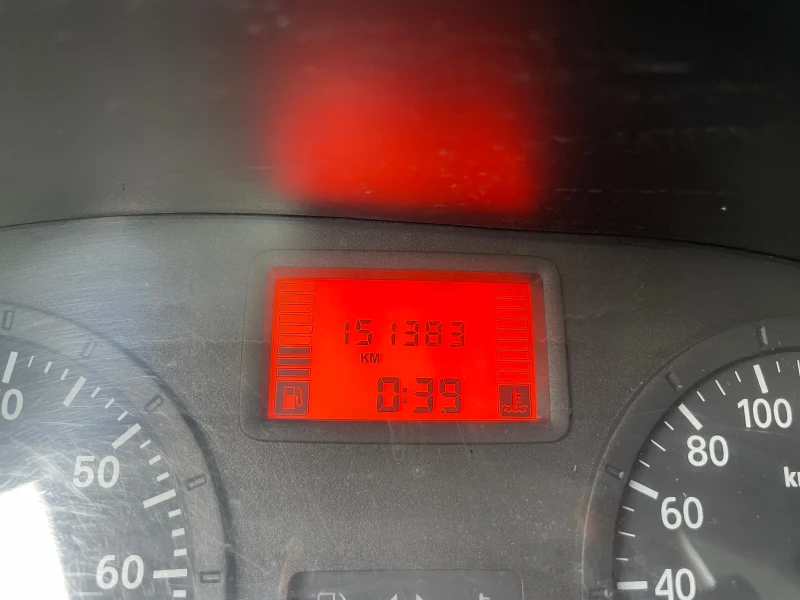 Dacia Logan, снимка 5 - Автомобили и джипове - 52926767