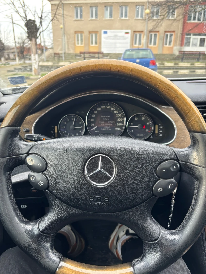 Mercedes-Benz CLS 320, снимка 11 - Автомобили и джипове - 52989607