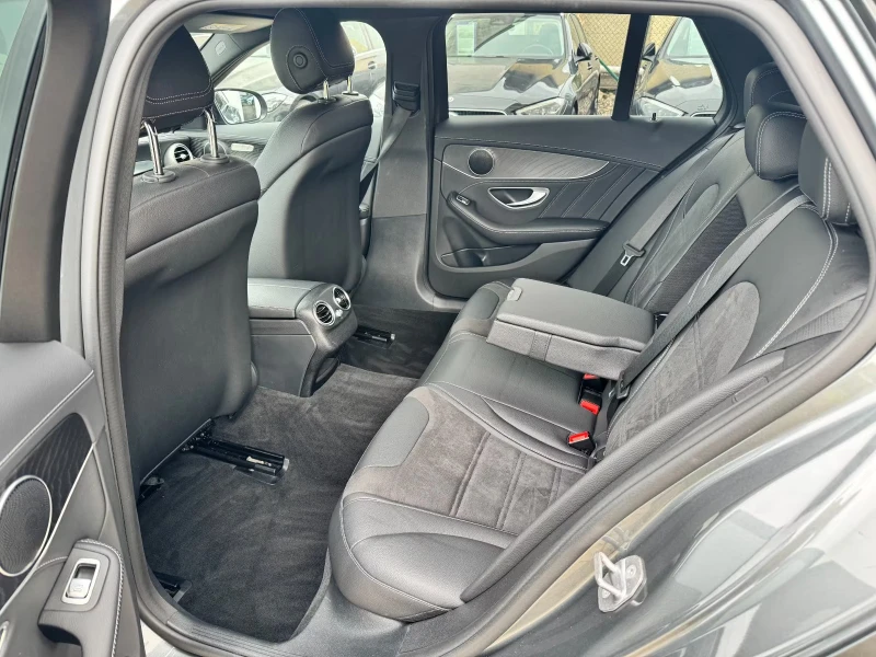 Mercedes-Benz C 63 AMG NIGHT/476HP/HUD/AHK/CAM/DISTR./NAVI/687g, снимка 14 - Автомобили и джипове - 53043087