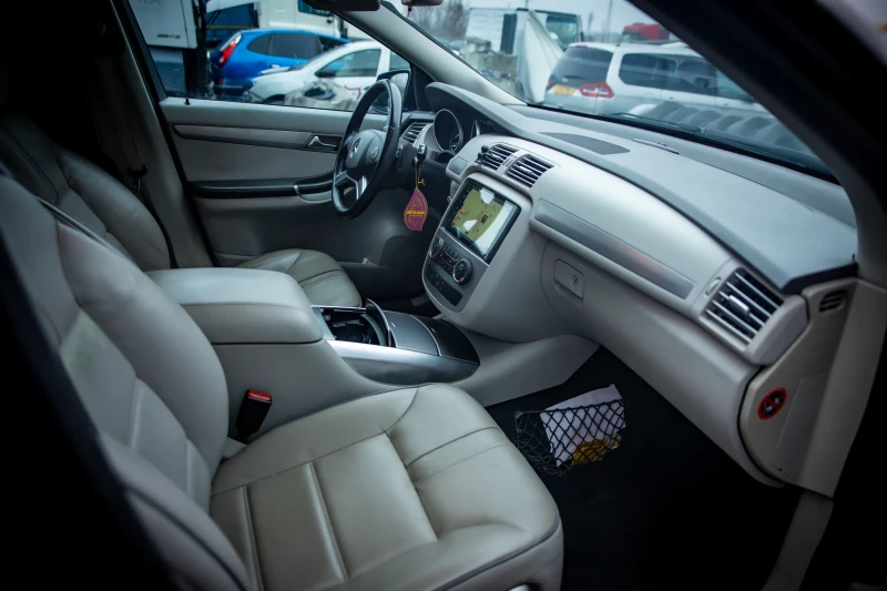 Mercedes-Benz R 350 350CD, снимка 14 - Автомобили и джипове - 53215956