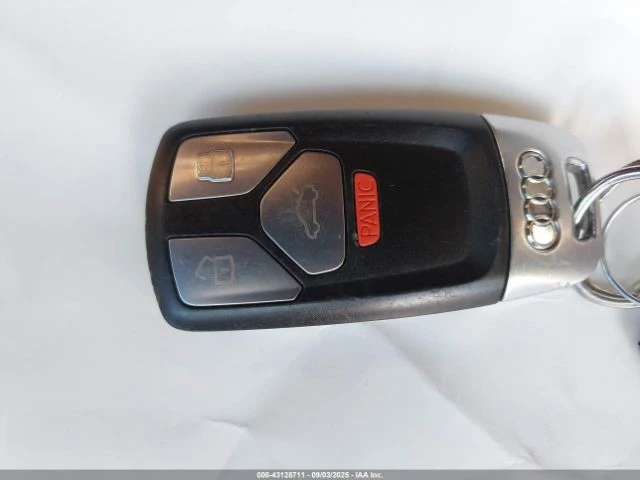 Audi A4 2.0T ULTRA PREMIUM - изображение 10