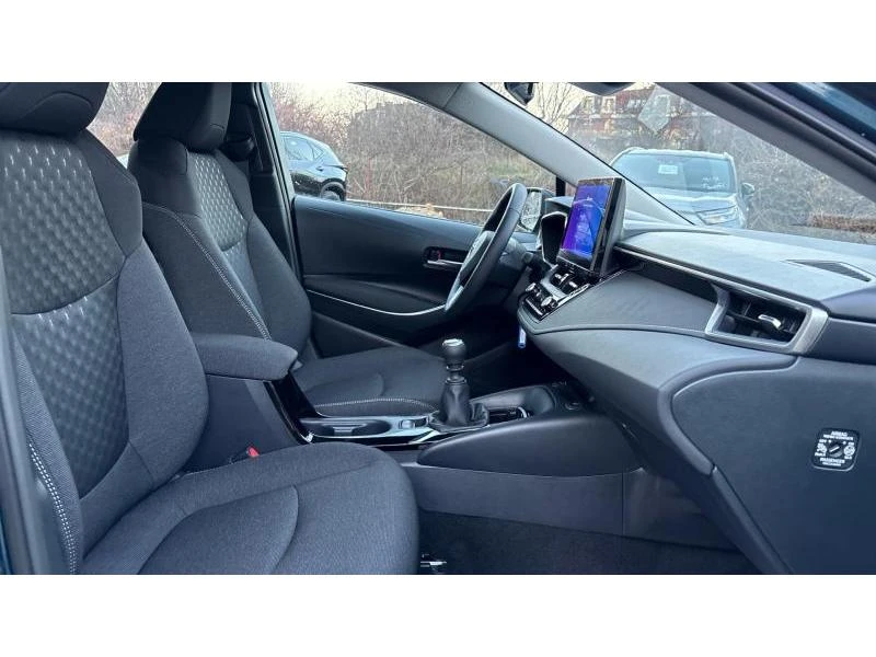 Toyota Corolla SDN 1.5 6MT Executive MY25- НОВА, снимка 6 - Автомобили и джипове - 53019912