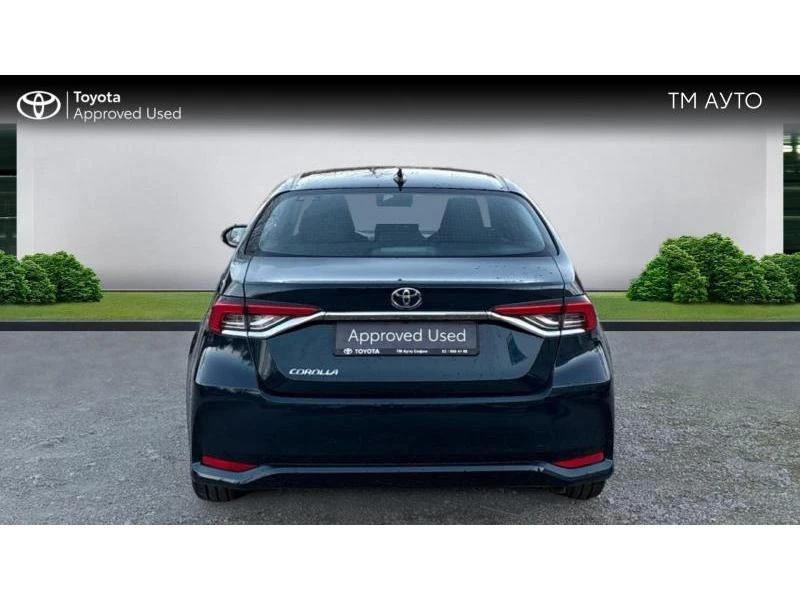 Toyota Corolla SDN 1.5 6MT Executive MY25- НОВА, снимка 4 - Автомобили и джипове - 53019912