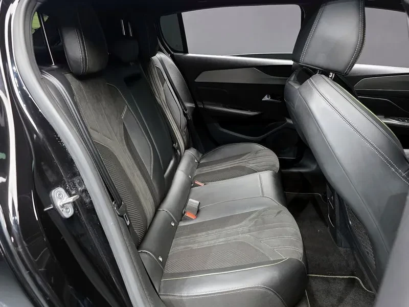 Peugeot 308 1.5 BLUEHDI GT, снимка 10 - Автомобили и джипове - 54764436