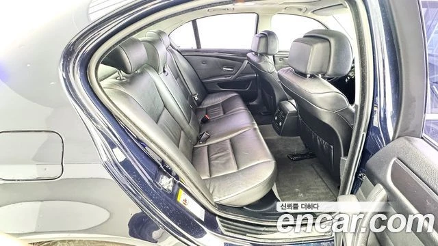 BMW 520, снимка 15 - Автомобили и джипове - 56077778
