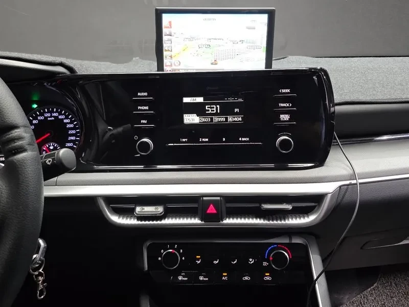 Kia K5 2.0 LPG - САМО 30% АВАНС, снимка 13 - Автомобили и джипове - 56322828