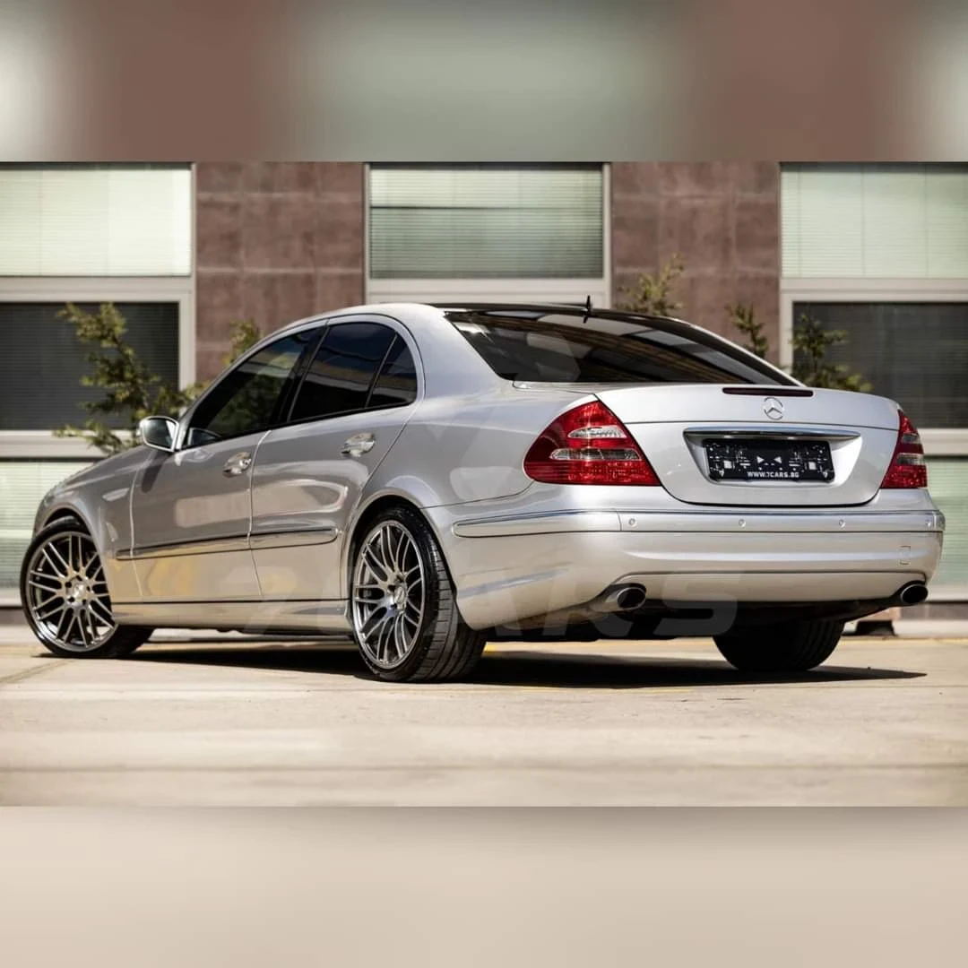 Mercedes-Benz E 500 306 к.с. V8 AMG PACK с чисто нова ГАЗ - изображение 6