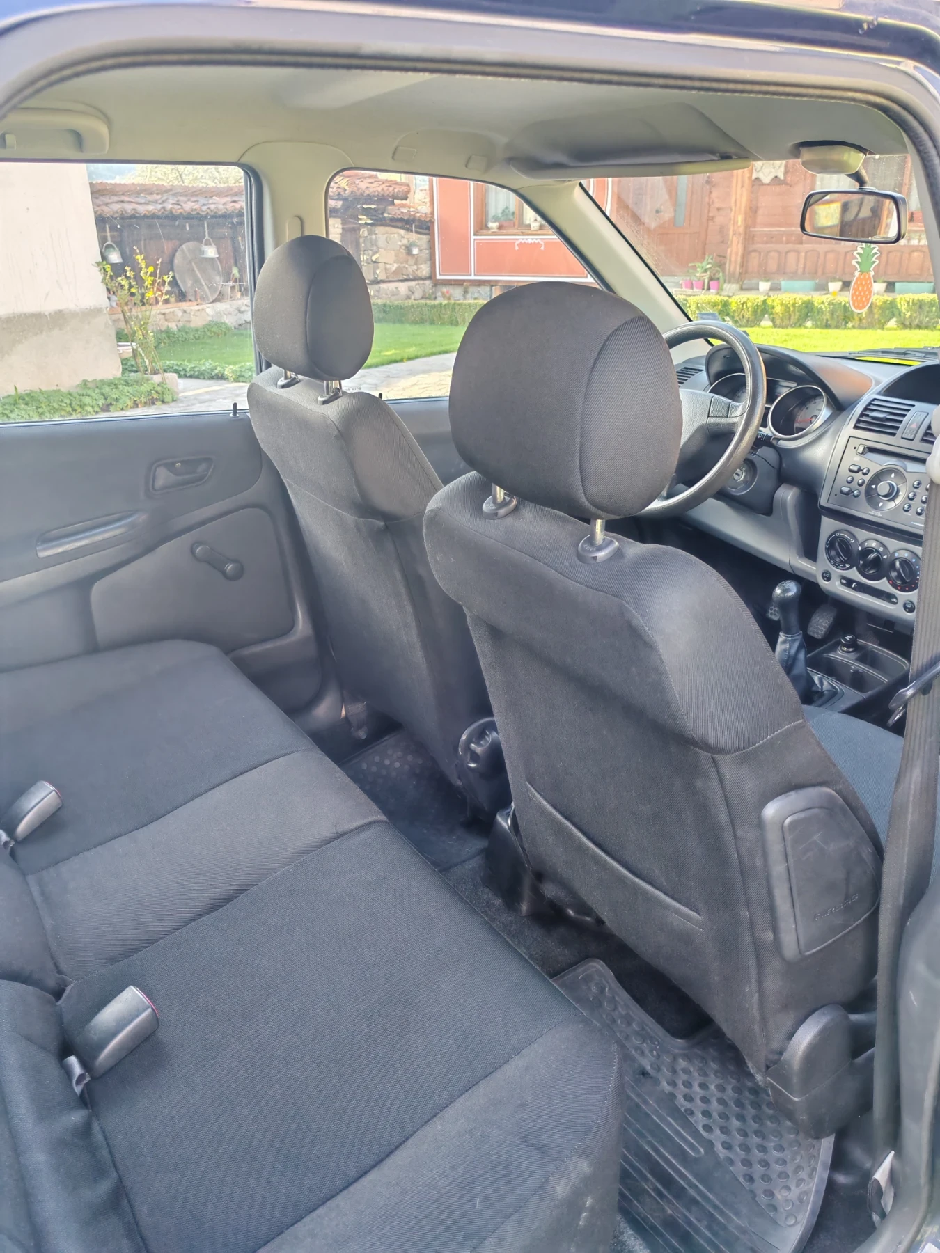 Subaru Justy  - изображение 5