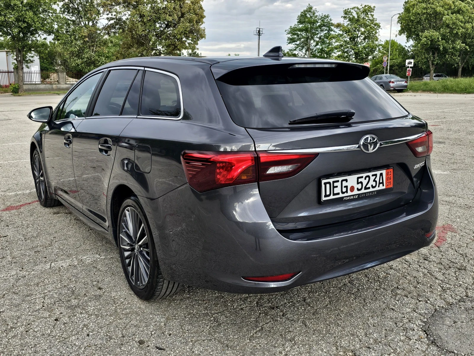 Toyota Avensis 1.8 Executive, Кожа, Навигация, Line Asist, Xenon  - изображение 9