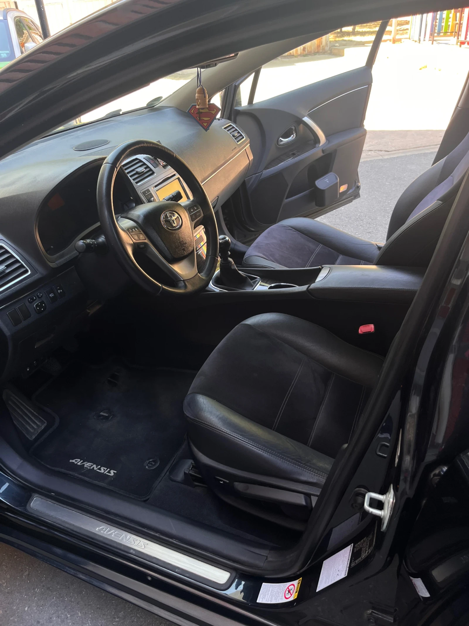 Toyota Avensis 2.2 D4D Full - изображение 9