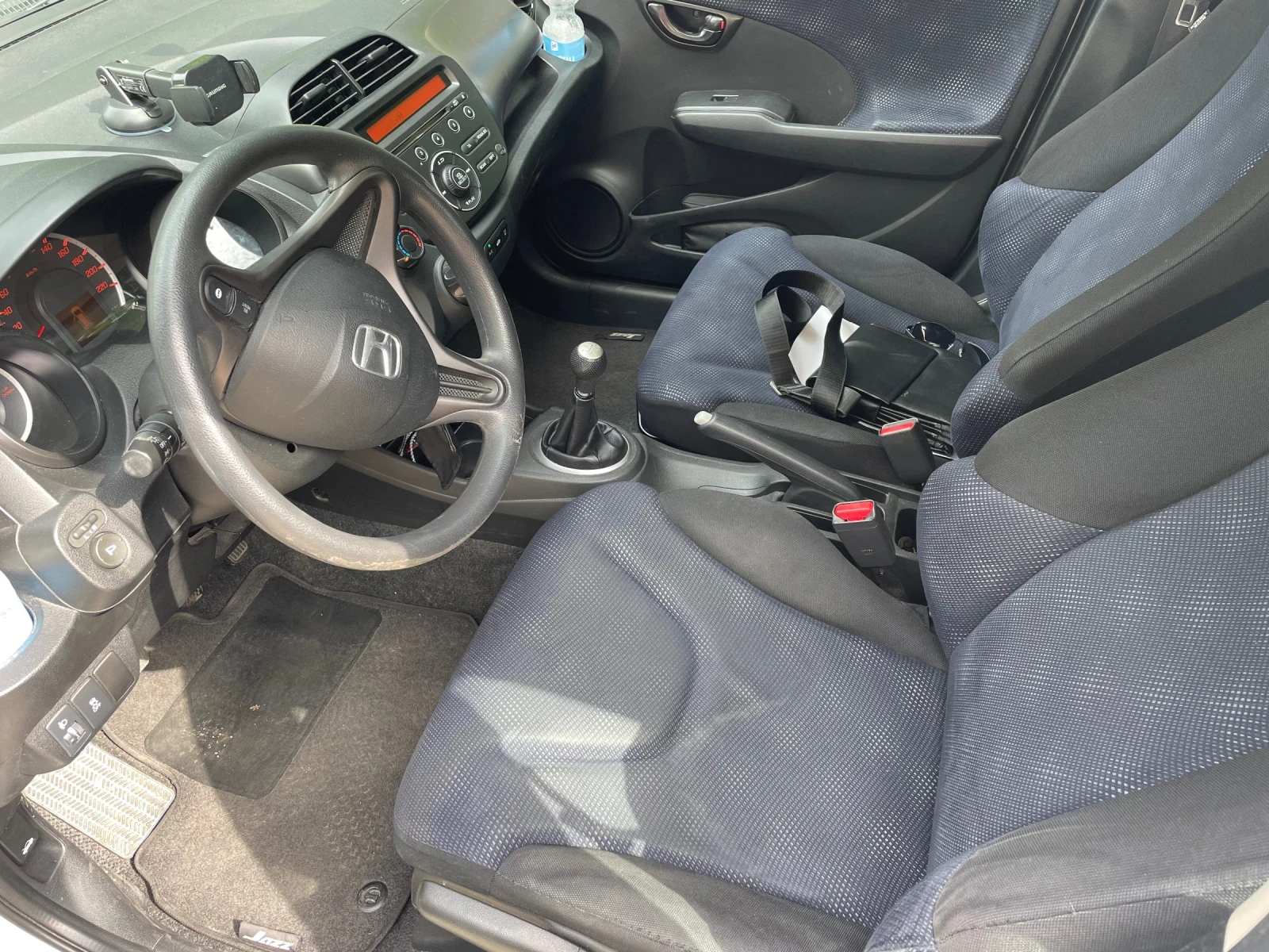 Honda Jazz  - изображение 8