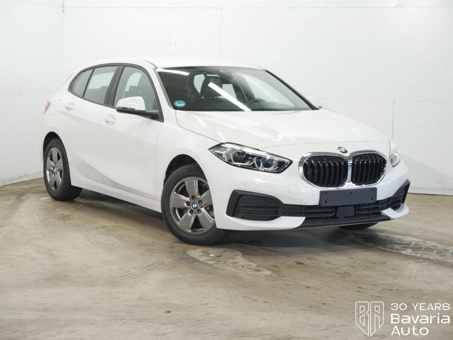 BMW 116  i Advantage - изображение 4