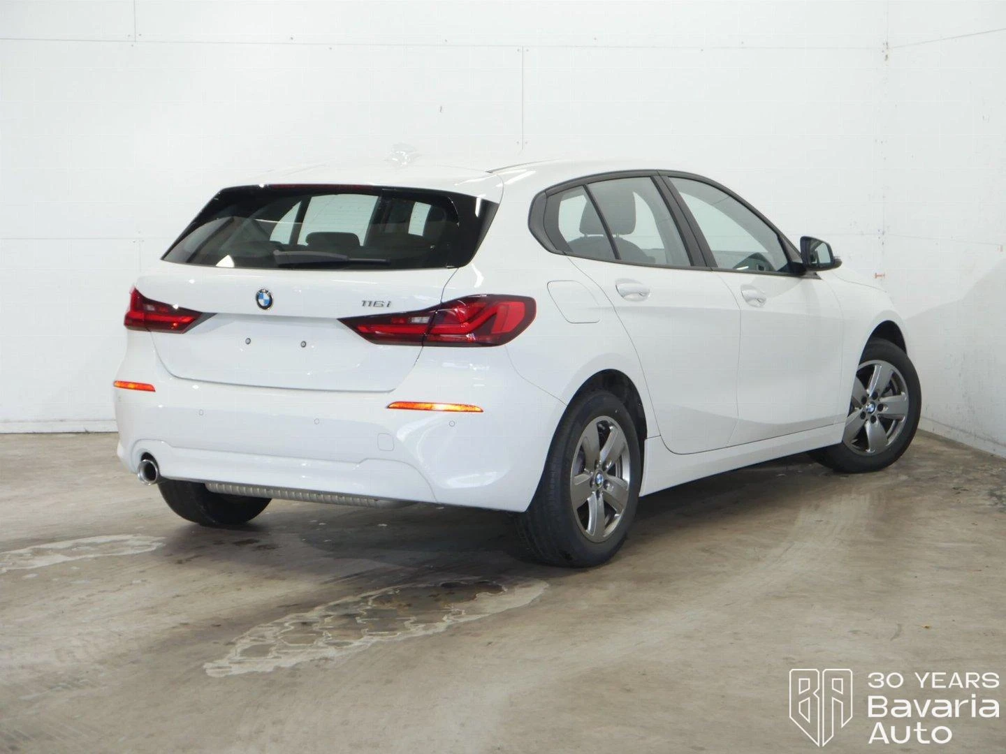 BMW 116  i Advantage - изображение 3