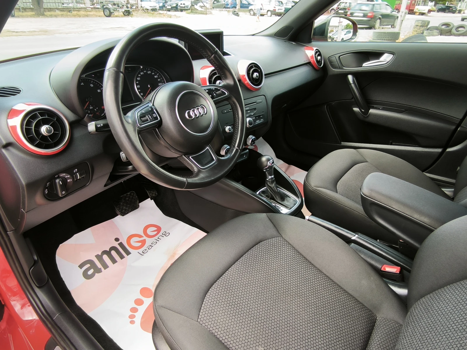 Audi A1 S-line AUTOMATIC 1.4i EURO5 - изображение 7