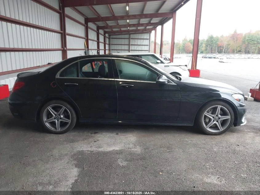 Mercedes-Benz C 300 *  *    *   *  | Mobile.bg   7