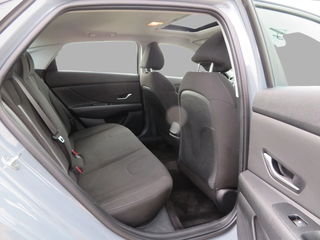 Hyundai Elantra * Preferred IVT w/Sun & Tech Package * CARFAX * �� | Mobile.bg � ����������� 16