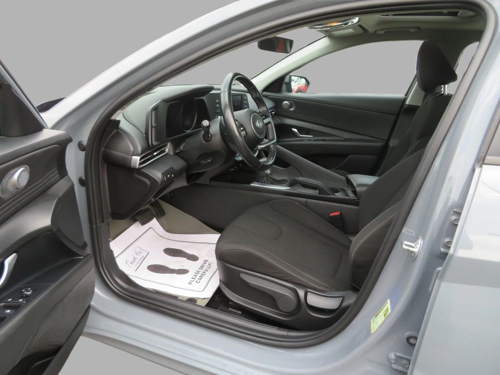 Hyundai Elantra * Preferred IVT w/Sun & Tech Package * CARFAX * �� | Mobile.bg � ����������� 17