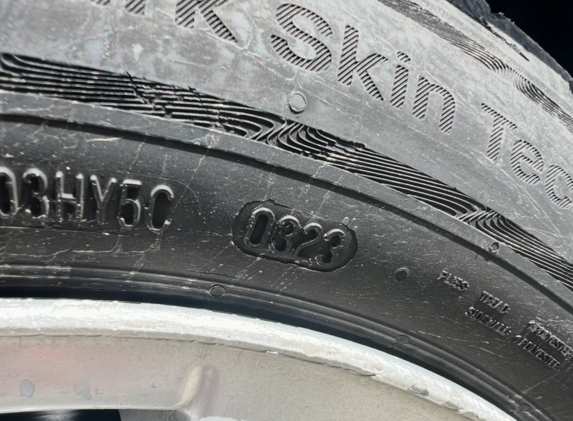 BMW 320 Пълна сервизна история, снимка 10 - Автомобили и джипове - 53571471