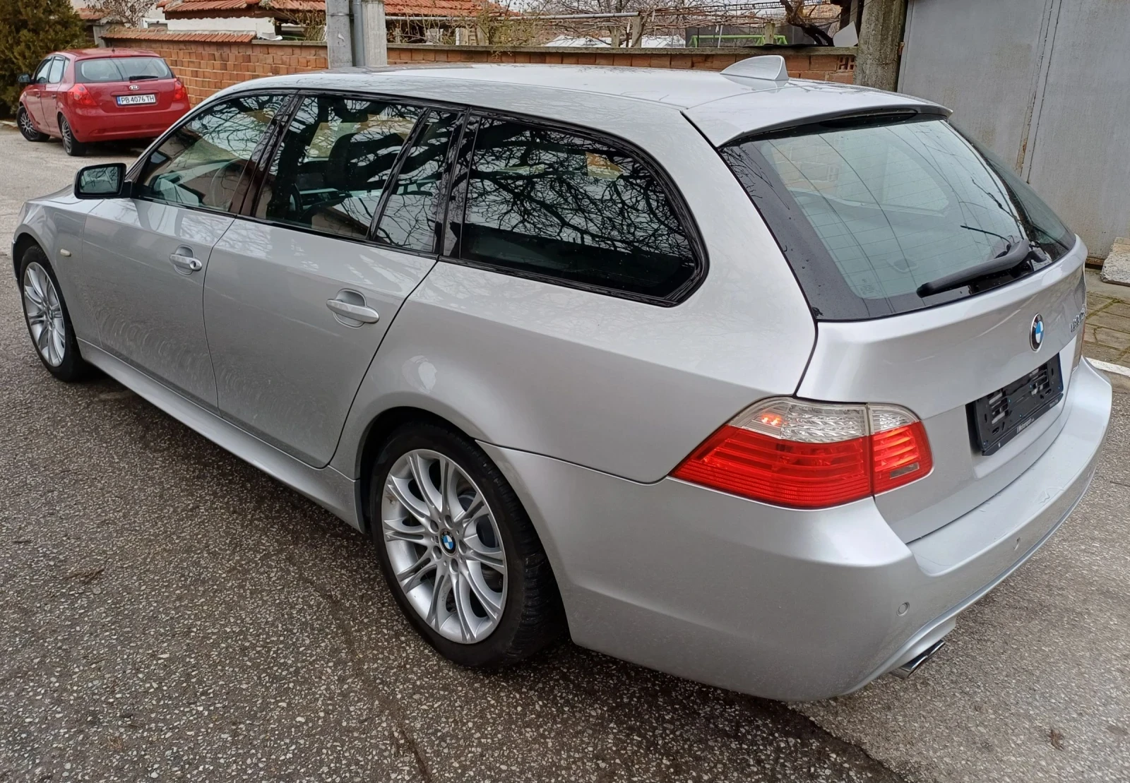 BMW 530 Xd facelift 235k.c., снимка 7 - Автомобили и джипове - 53712222
