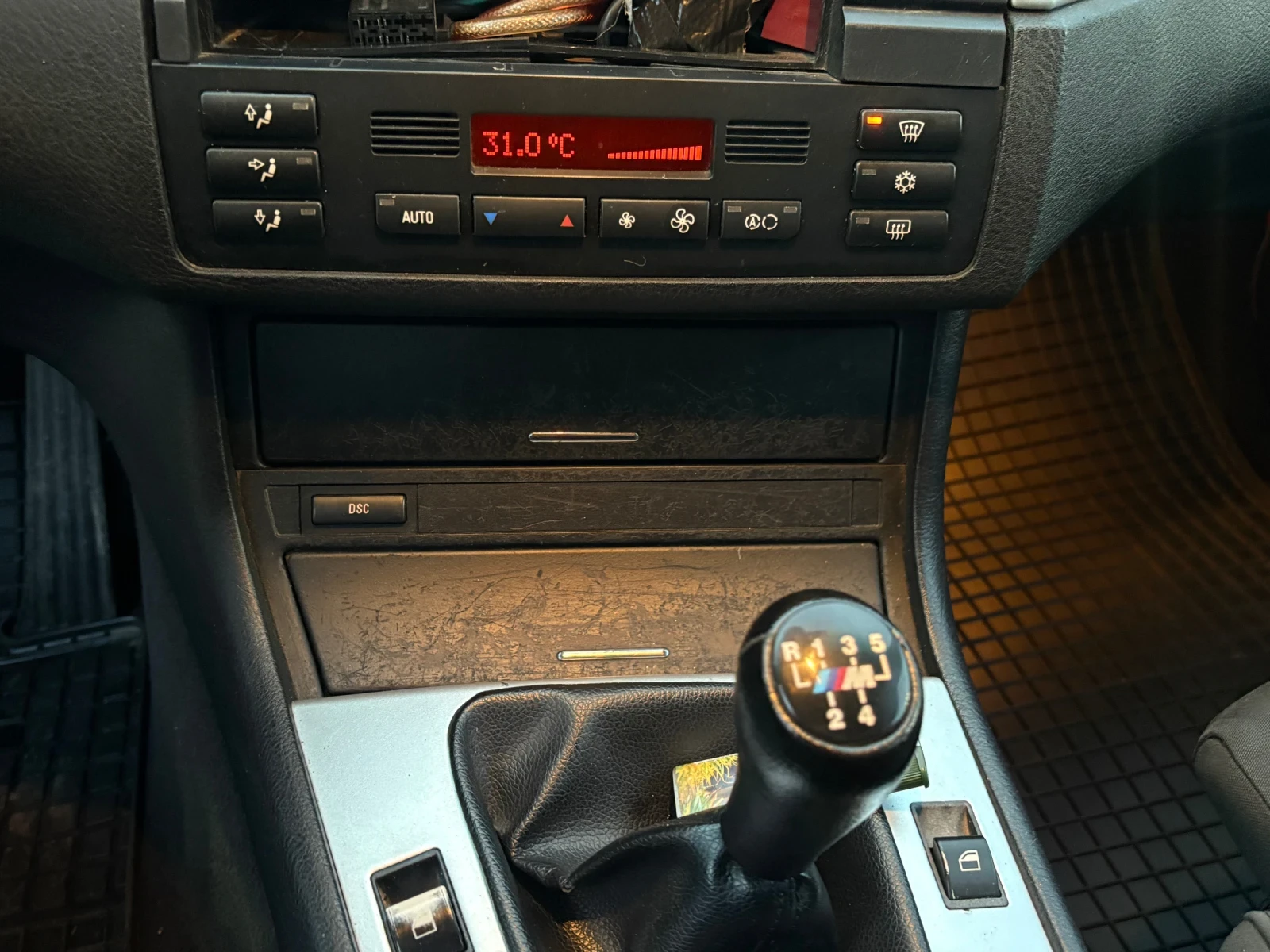 BMW 318, снимка 10 - Автомобили и джипове - 53812634