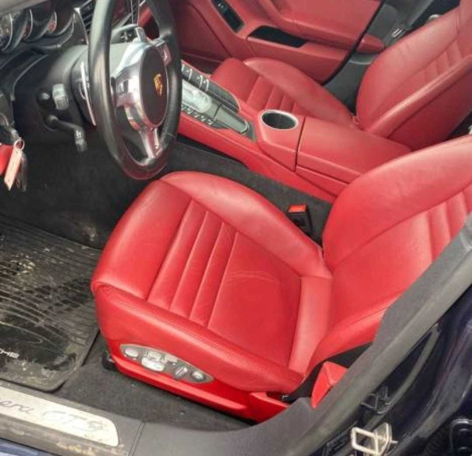 Porsche Panamera GTS С РЕГИСТРАЦИЯ & АВТО КРЕДИТ , снимка 7 - Автомобили и джипове - 53871810